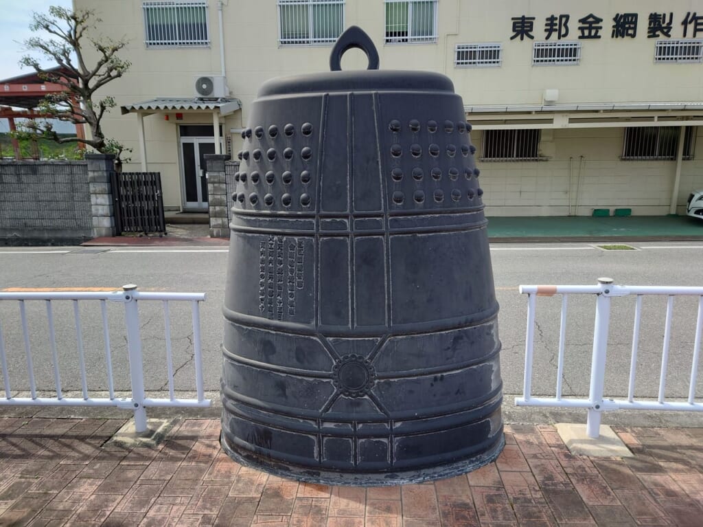 梵鐘模型